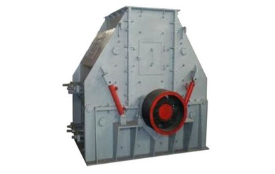 Reversible sand making machine